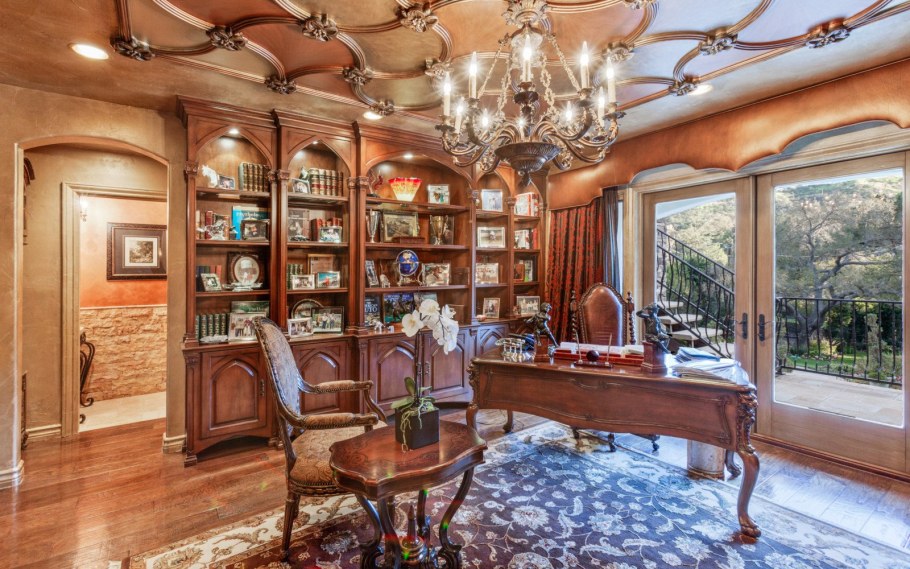 Дом Бритни Спирс в Лос Анджелесе