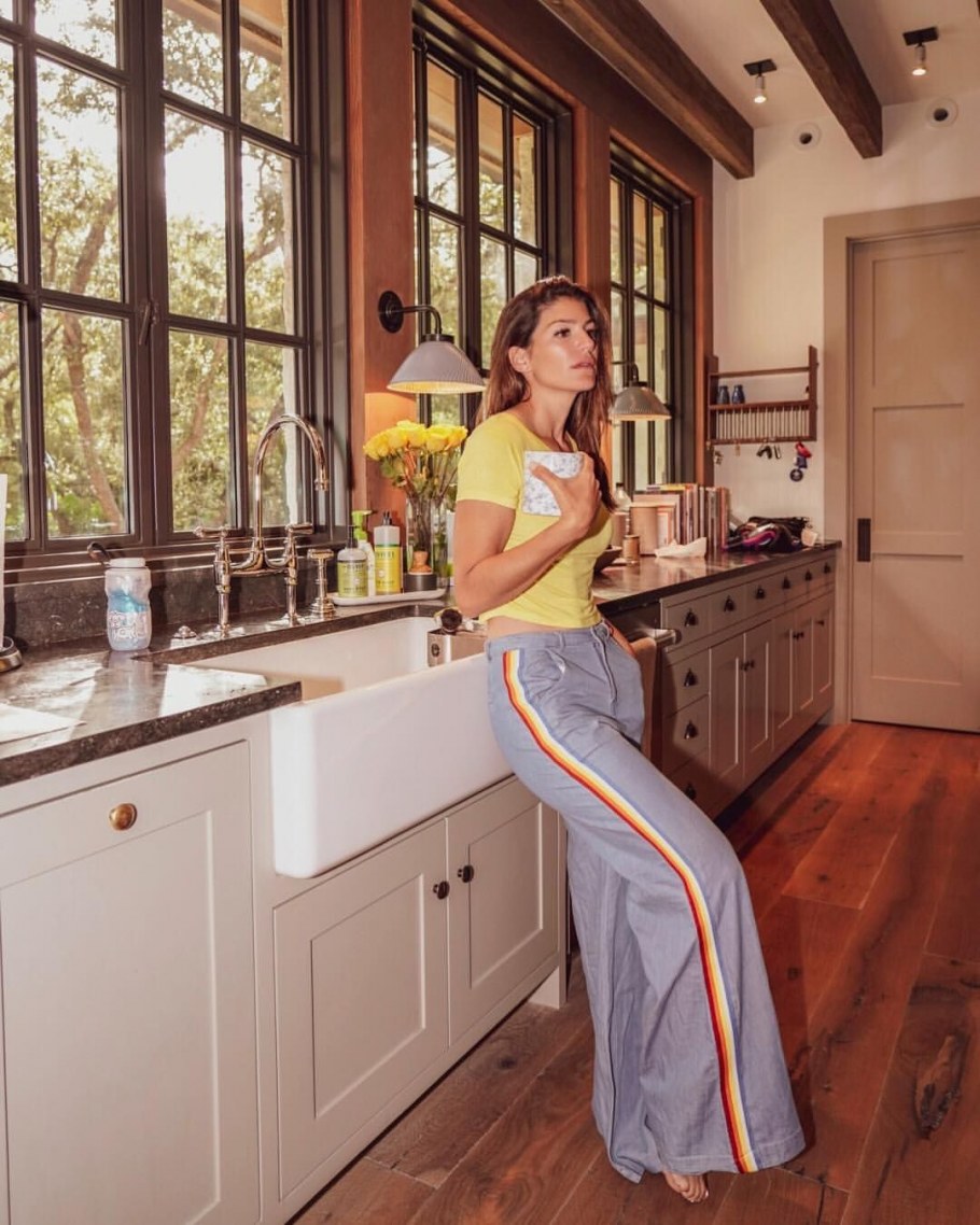 Интерьер кухни звезд