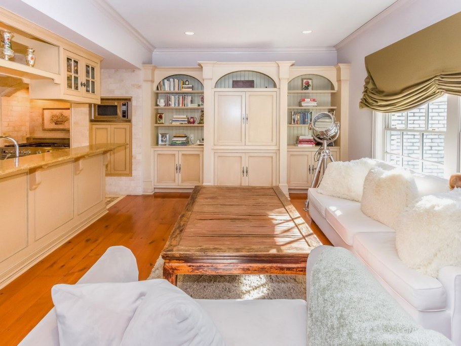 Дом Владимира Познера