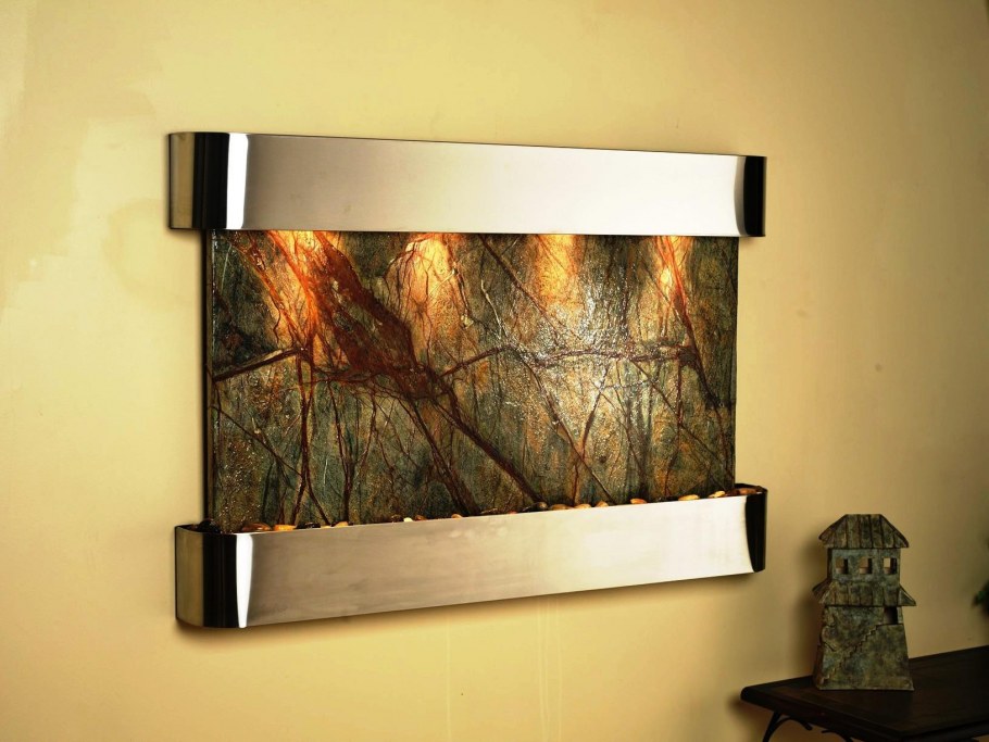 Водопад в квартиру настенный