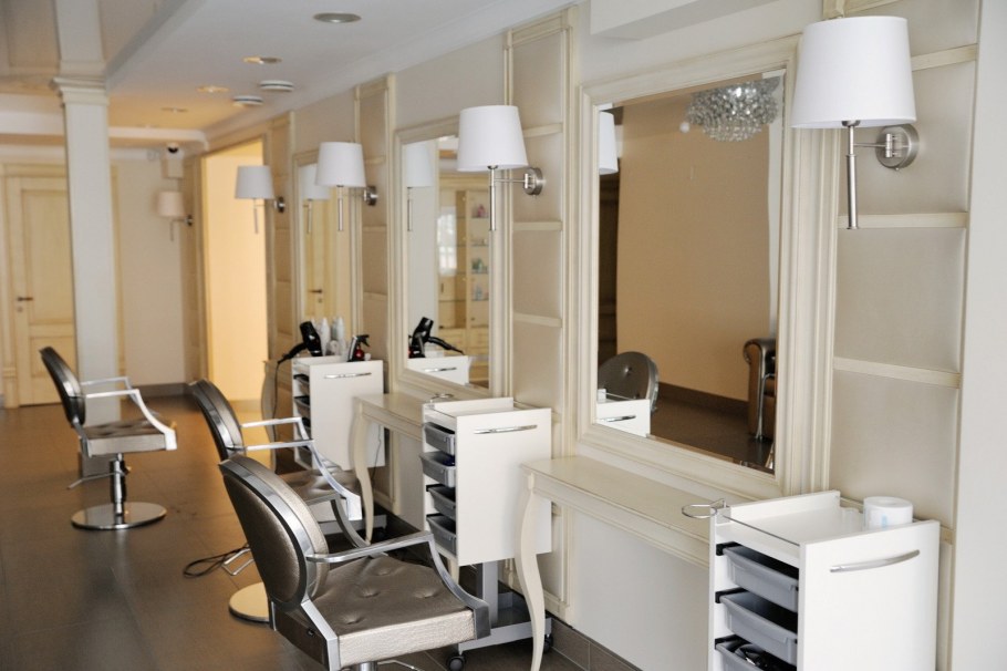 Парикмахерская интерьер