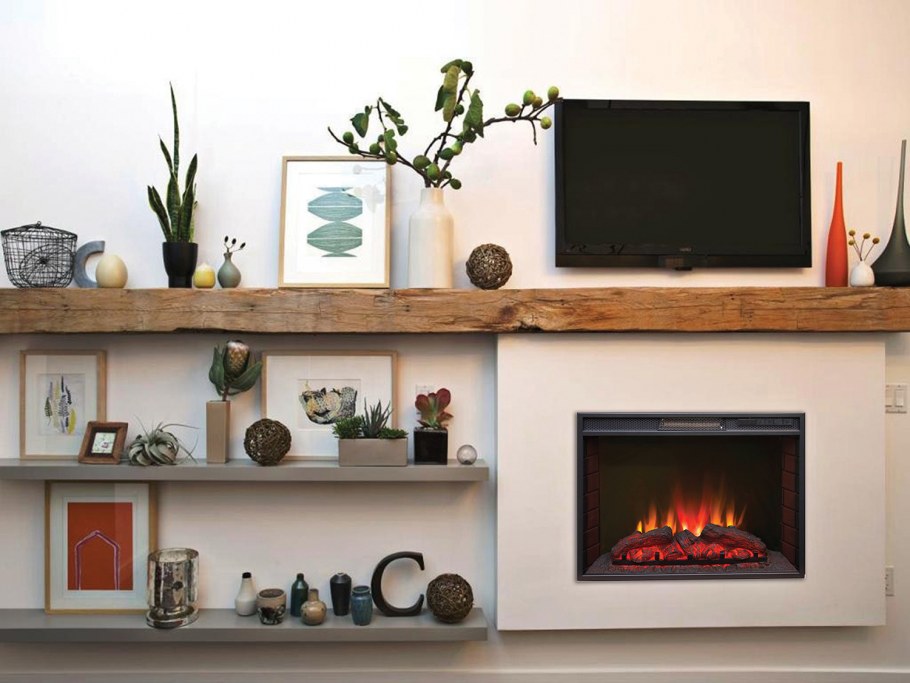 Декоративный камин с полками