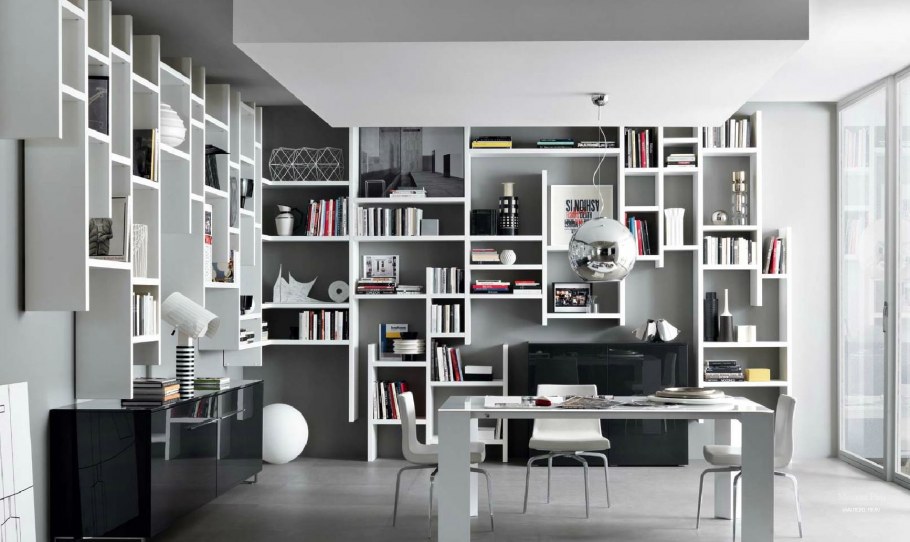 Стеллаж во всю стену