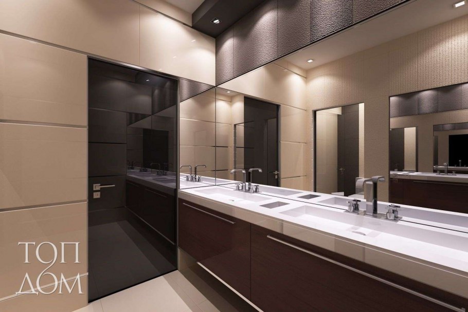 Современный общественный туалет