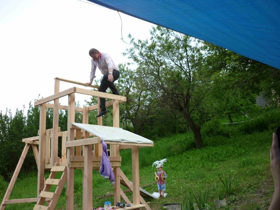 Детская площадка Усилова