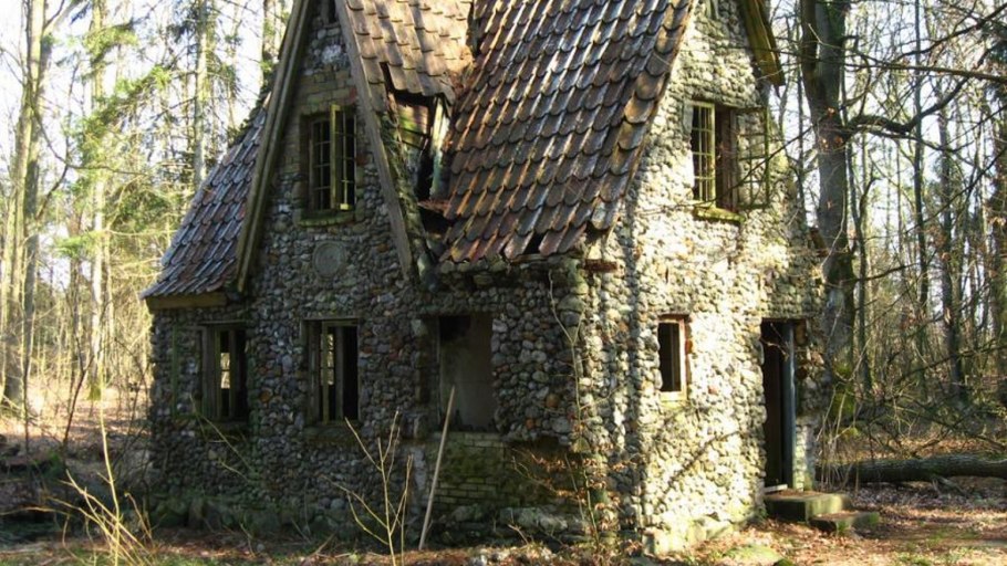 Форест каменный дом