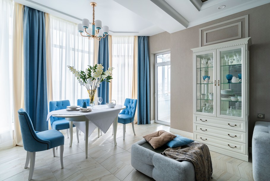 Интерьер с синими акцентами