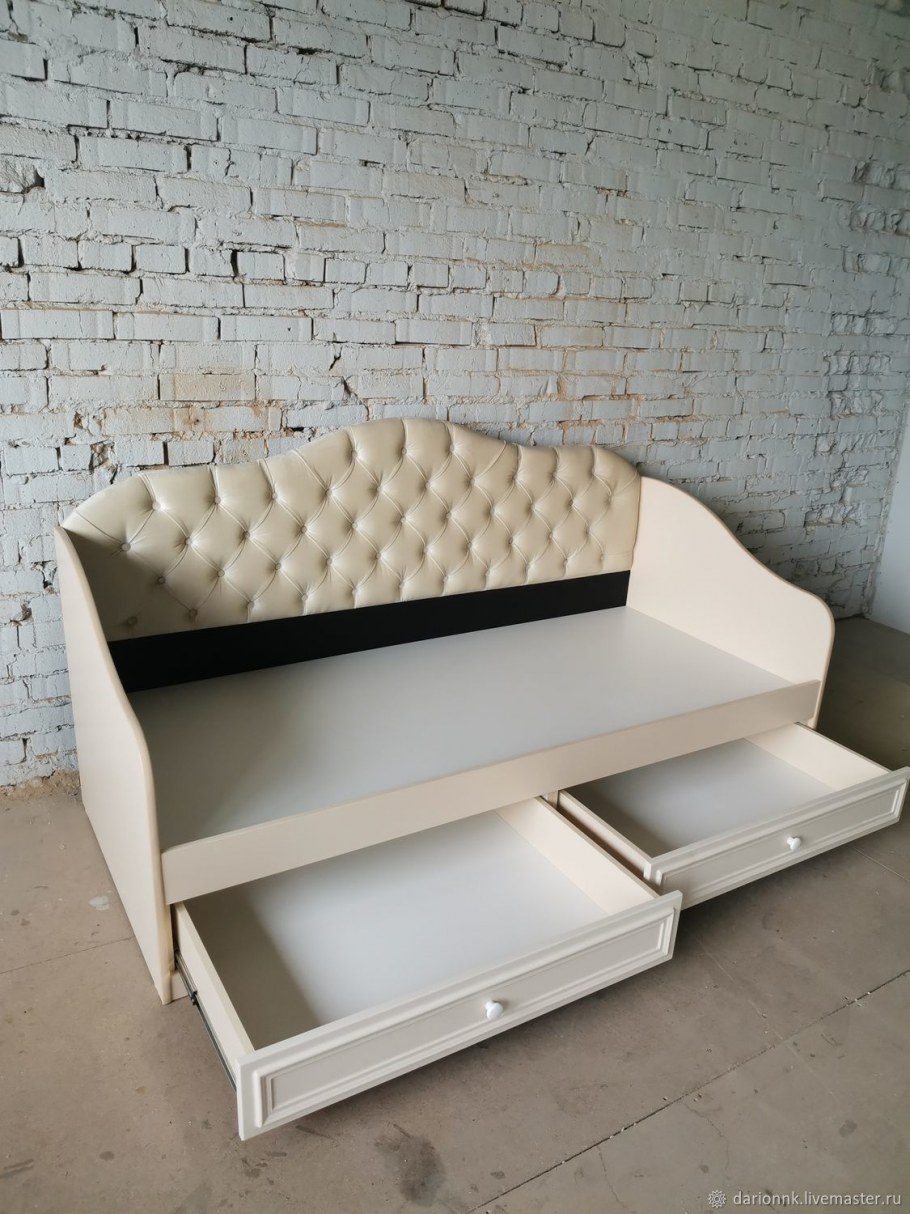 Futuka Kids диван-кровать с каретной стяжкой "Valencia"