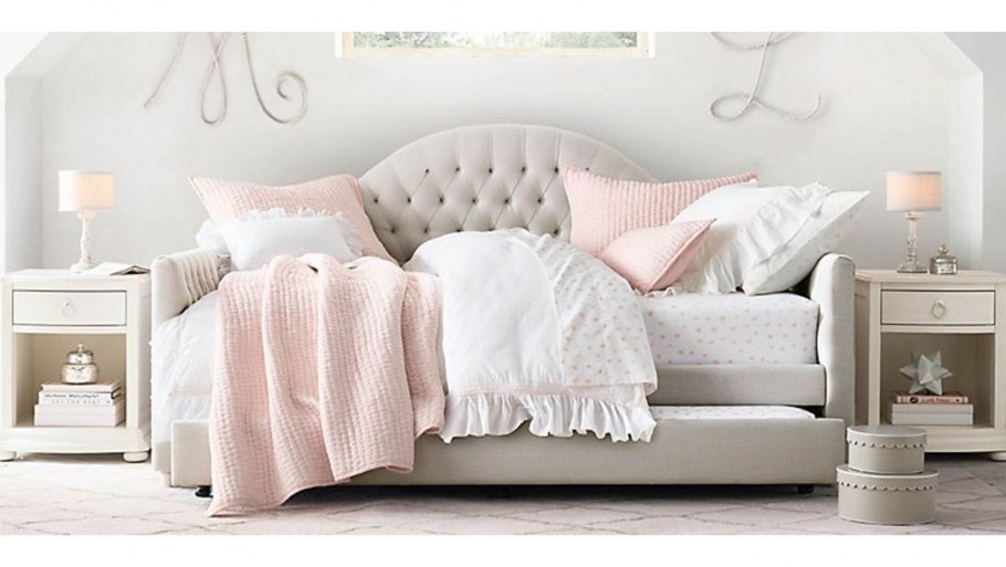 Кровать rh Reese Tufted Daybed with Trundle