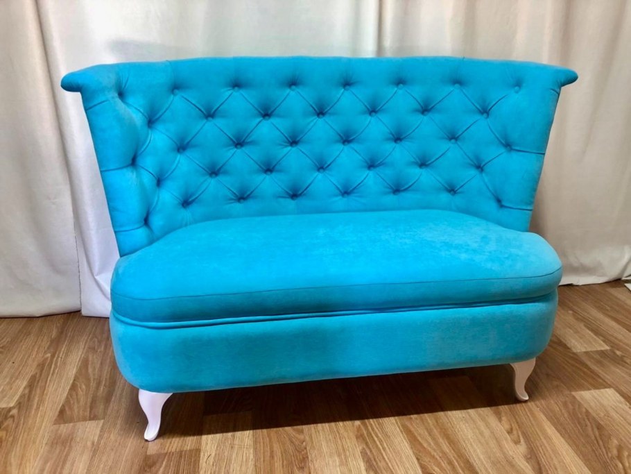 Диван Лотос с каретной стяжкой 1000х700х1000мм