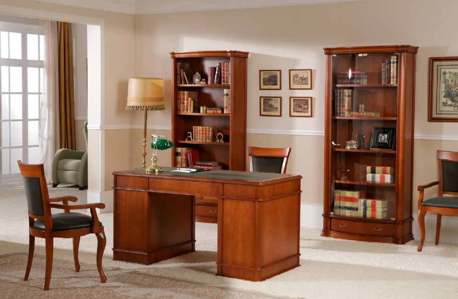 Шкаф в кабинет домашний