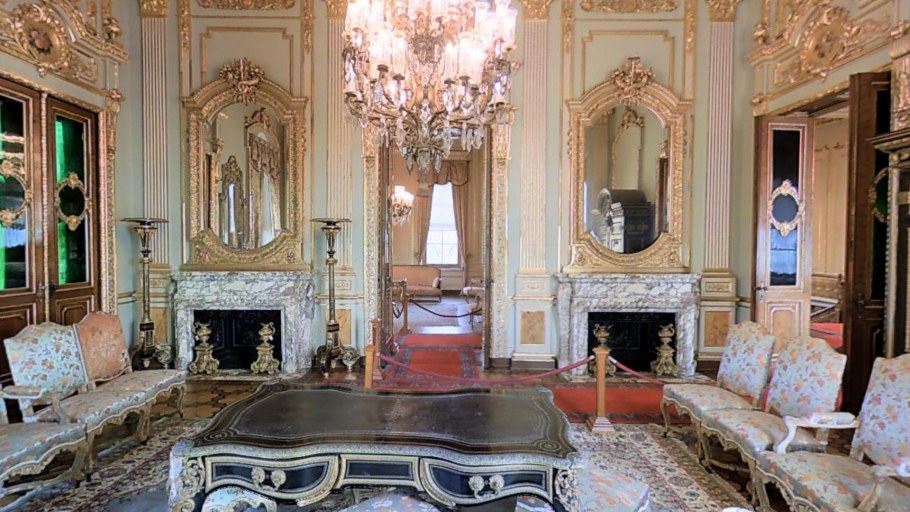 Коттедж в стиле рококо