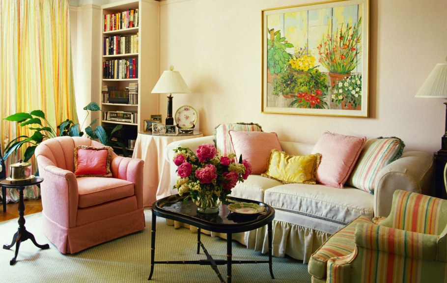 Гостиная в пастельных тонах