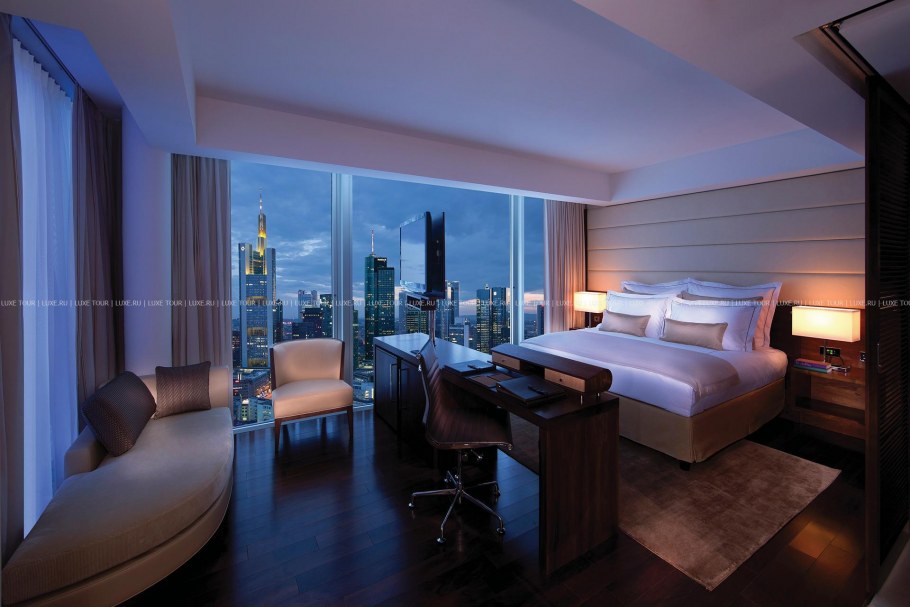 Jumeirah Frankfurt 5*