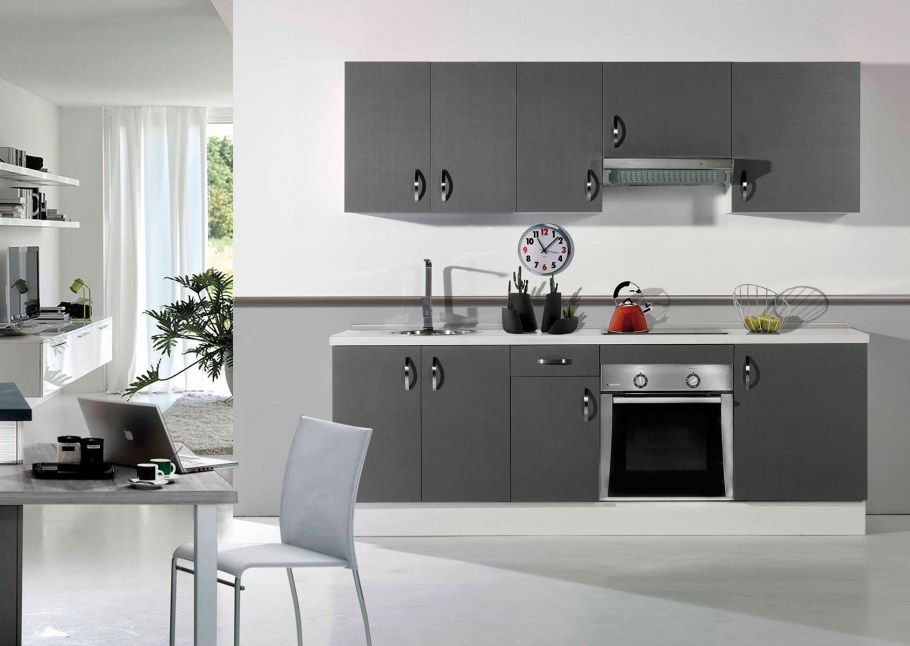 Серый кухонный гарнитур