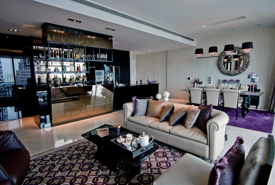 Мебельный салон гранж