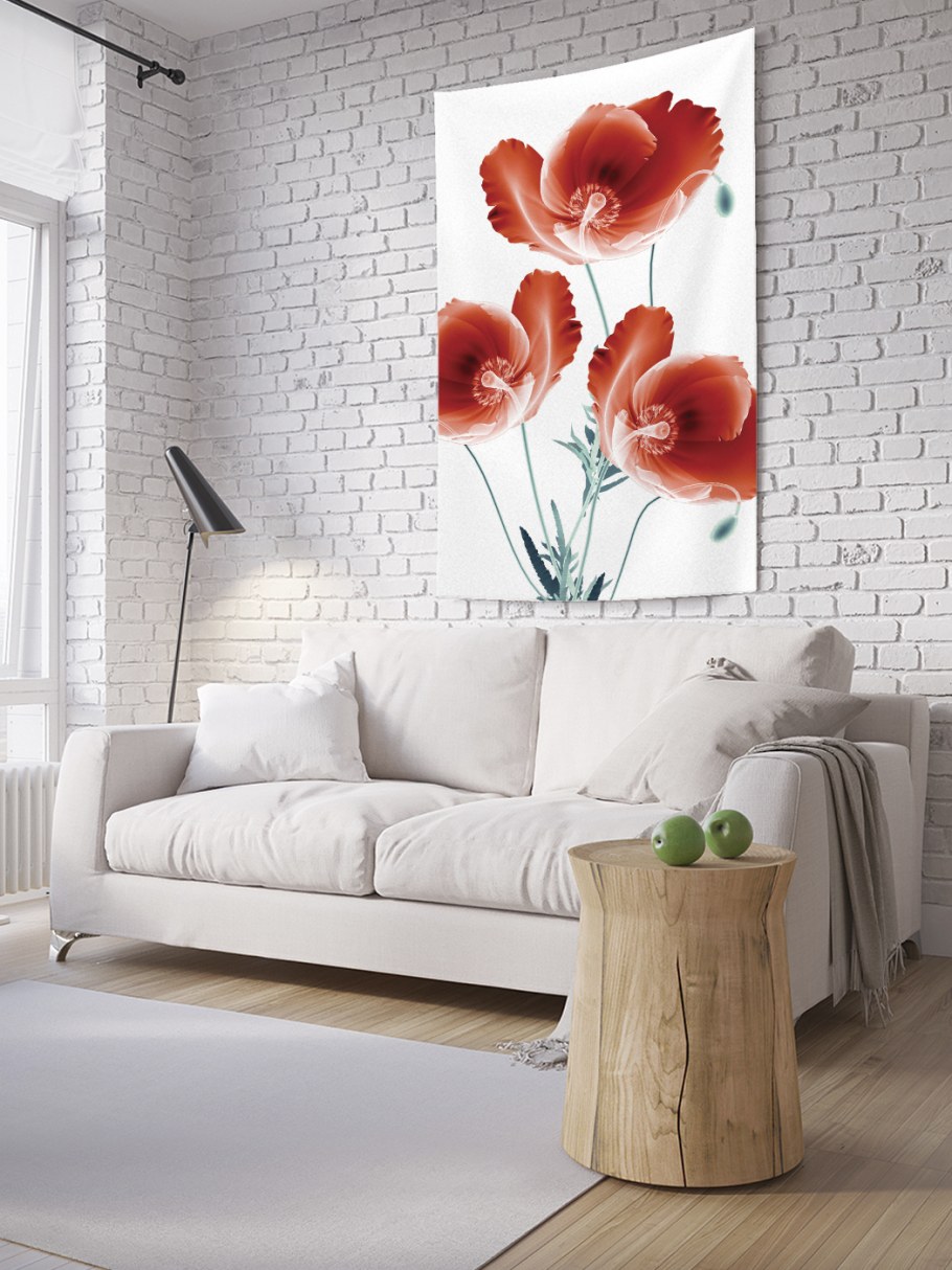 Маки на стене