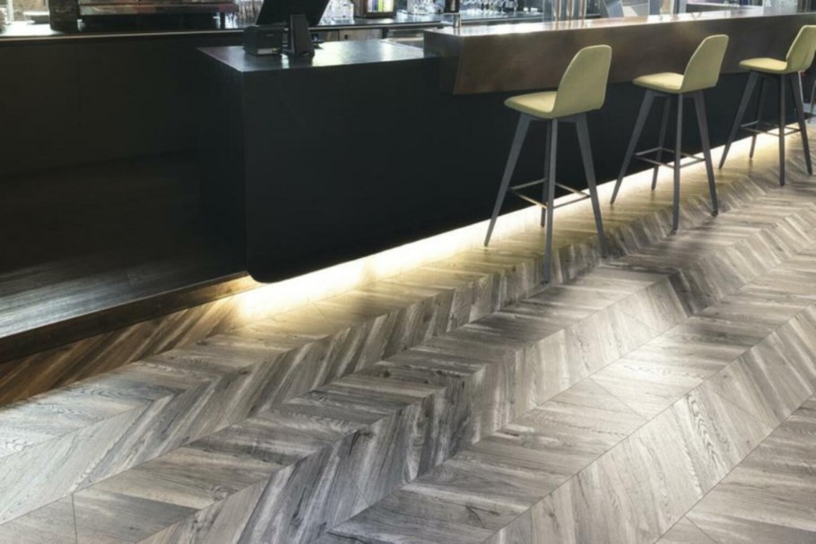 Ламинат Kaindl natural Touch 8-32 широкая дуб Корнборг