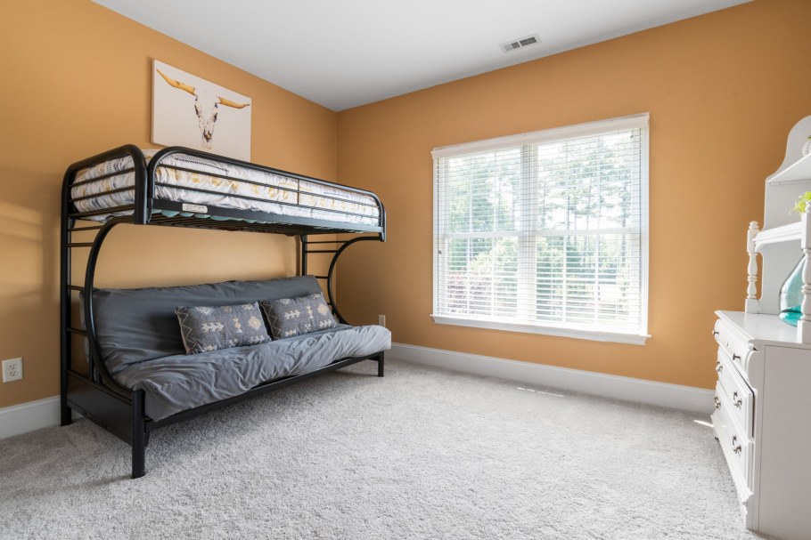 Альков для кровати