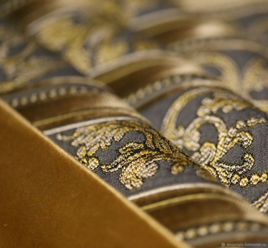 Ткань с золотом