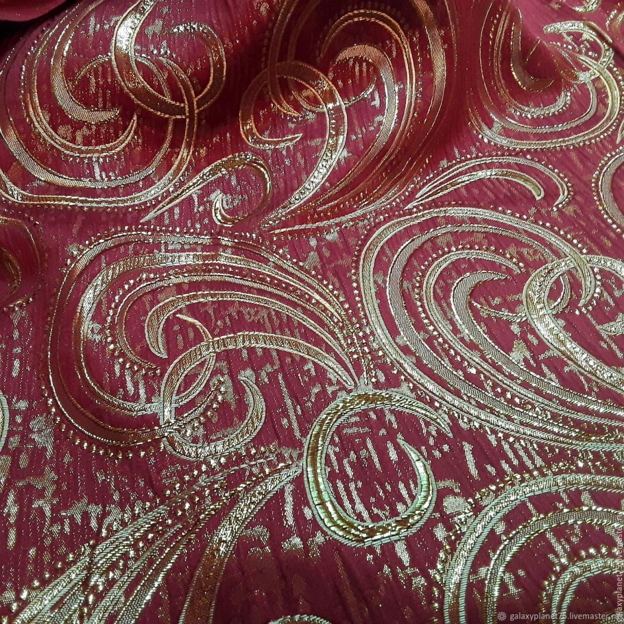 Золотое напыление на ткань