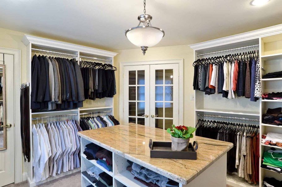 Гардеробные из дерева