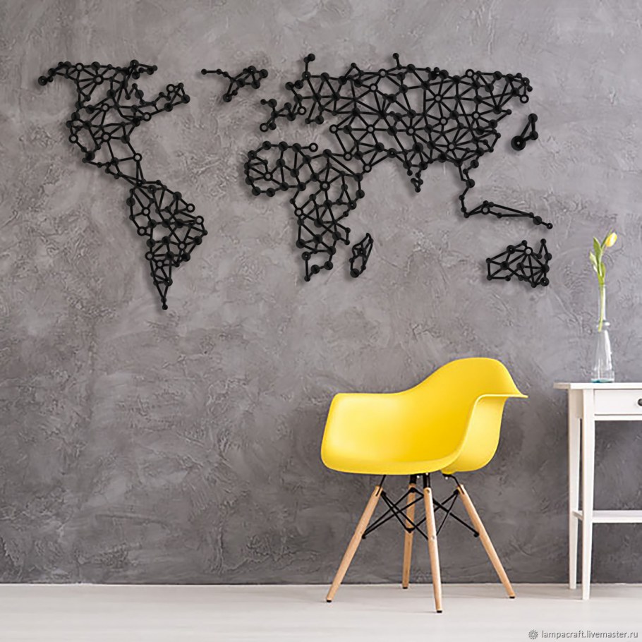 Декор на стену в гостиную из металла