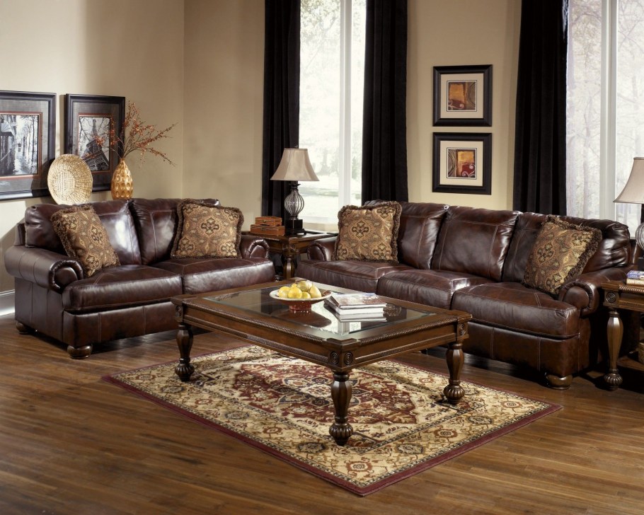 Диван Ashley Furniture коричневый