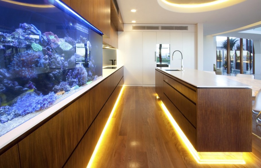 Аквариум в интерьере квартиры