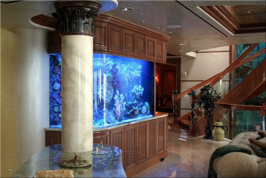 Аквариум в классическом стиле