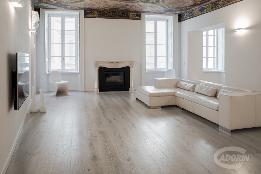 Выбеленный паркет в интерьере