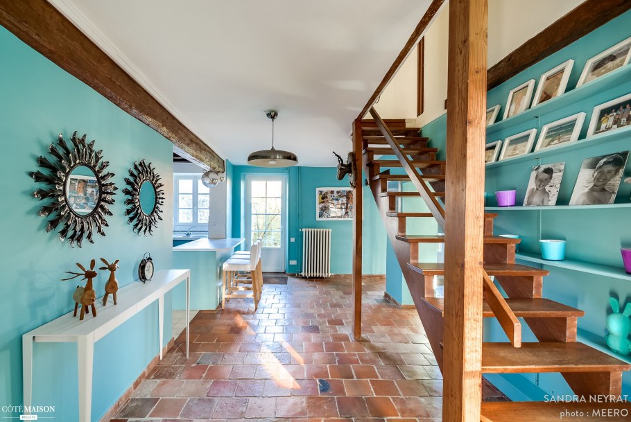 Прихожая в мятных тонах