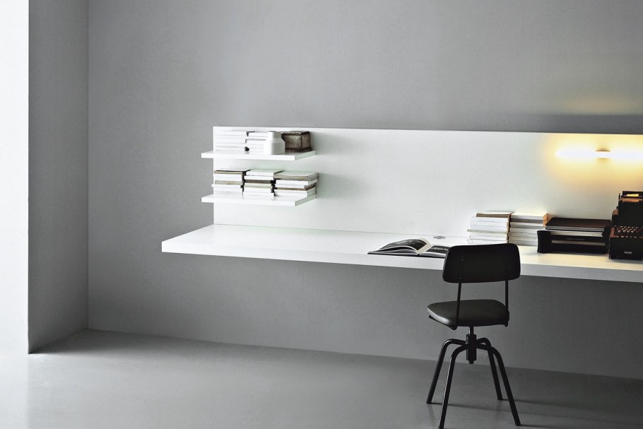 Интерьер стена стол