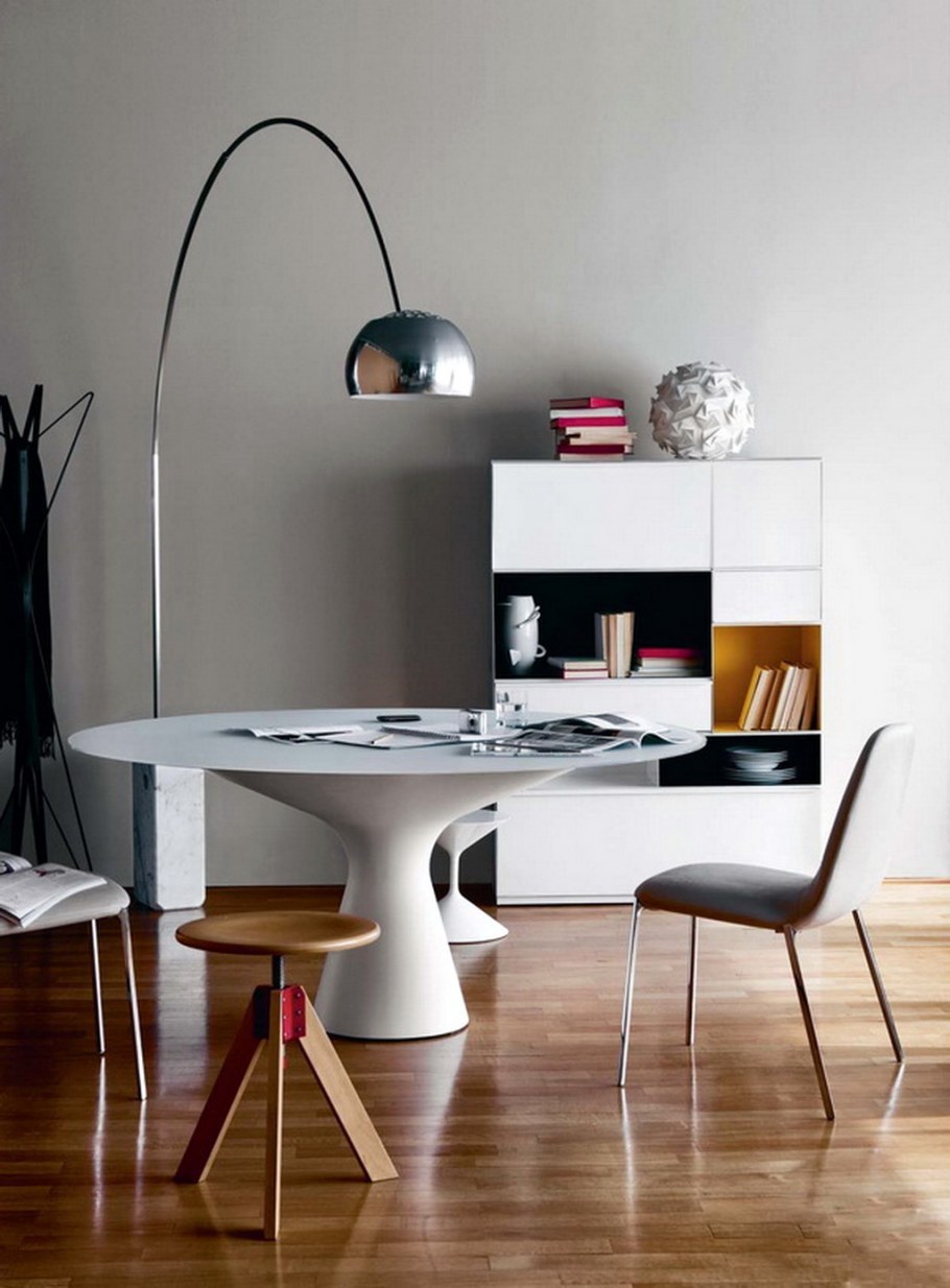 Круглый стол в современном стиле