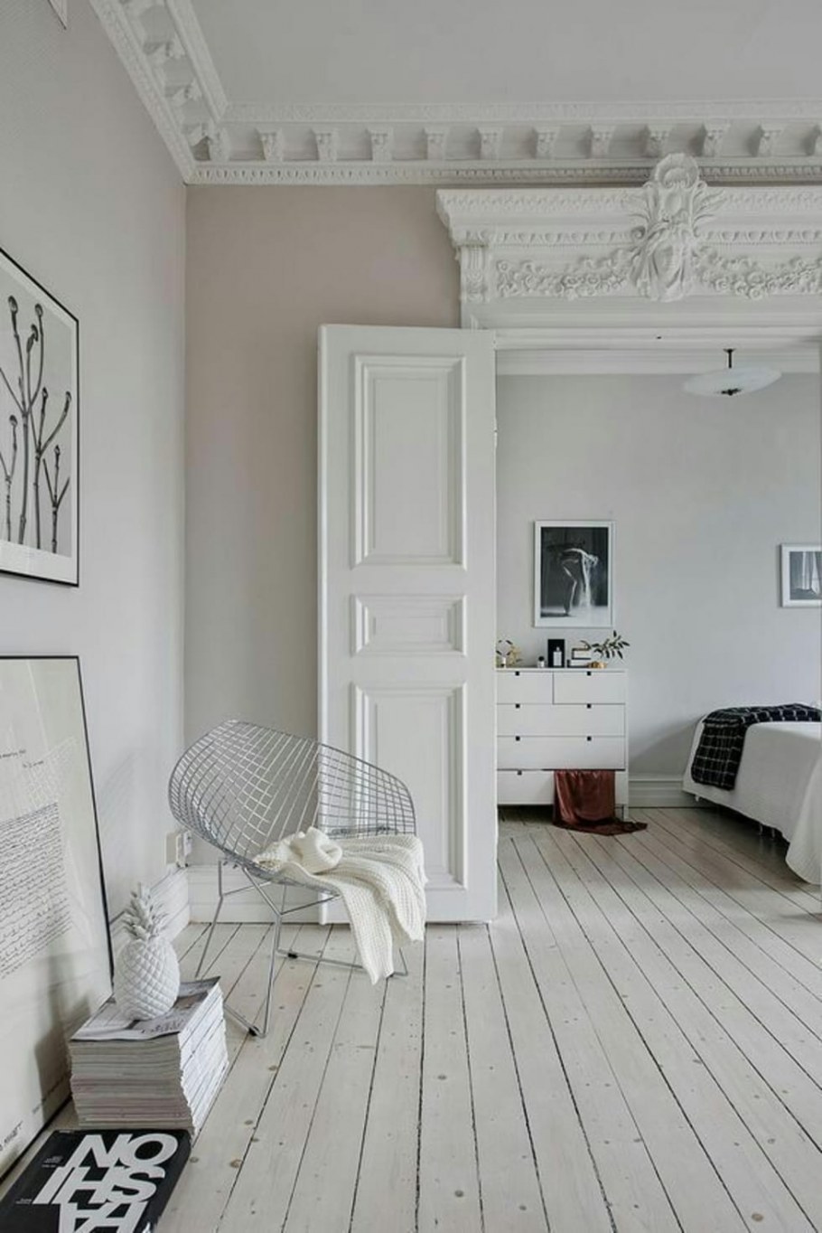 Уютный белый интерьер в доме