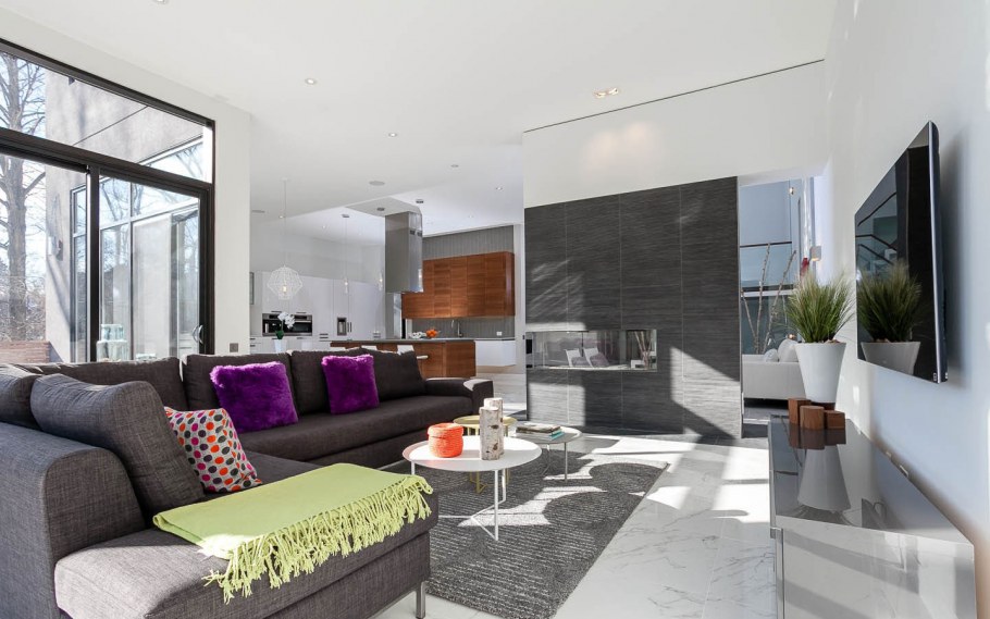 Интерьеры домов в стиле хайтек