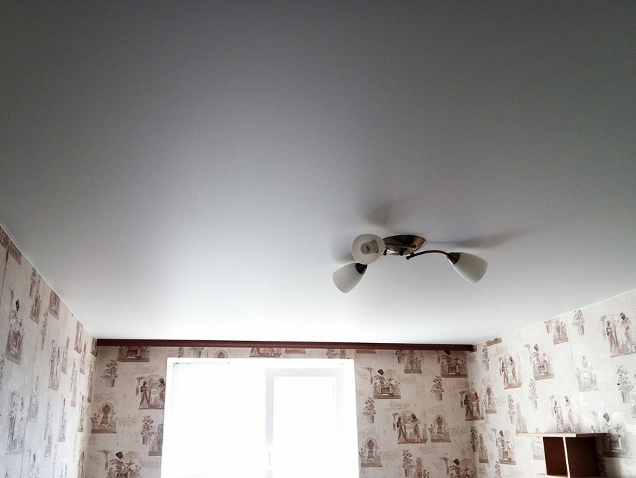 Матовый и глянцевый потолок