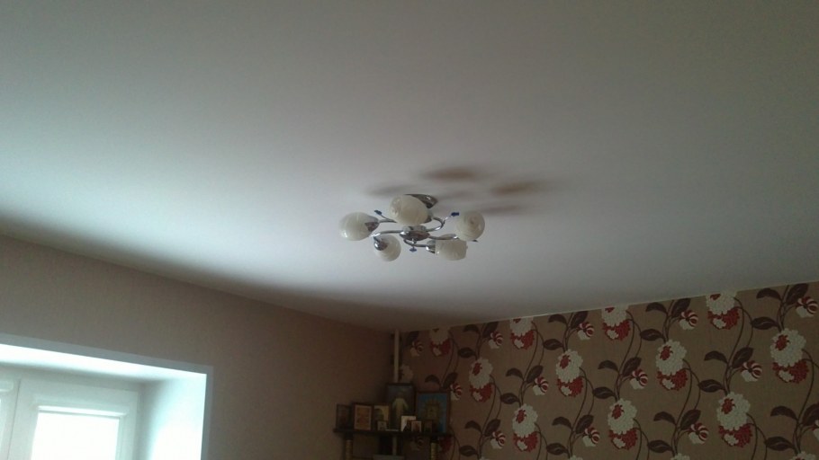 Матовый натяжной потолок