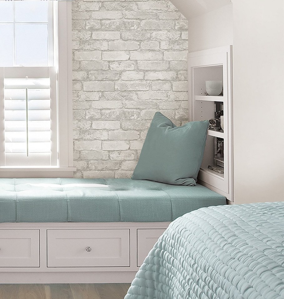 Кирпичная стена в интерьере детской