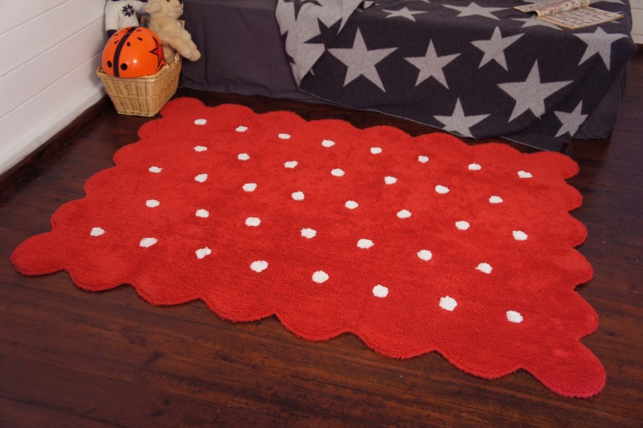 Ковры бордового цвета