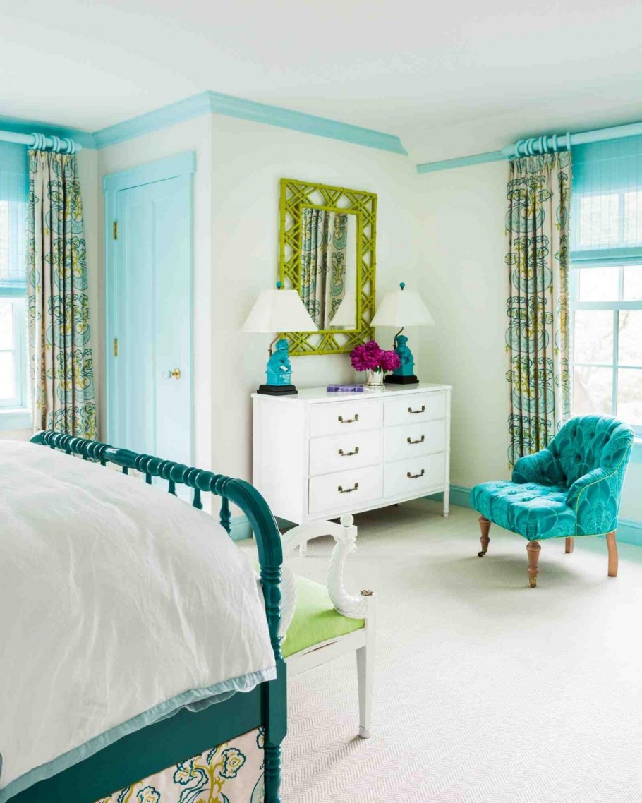 Сканди спальня в бирюзовых