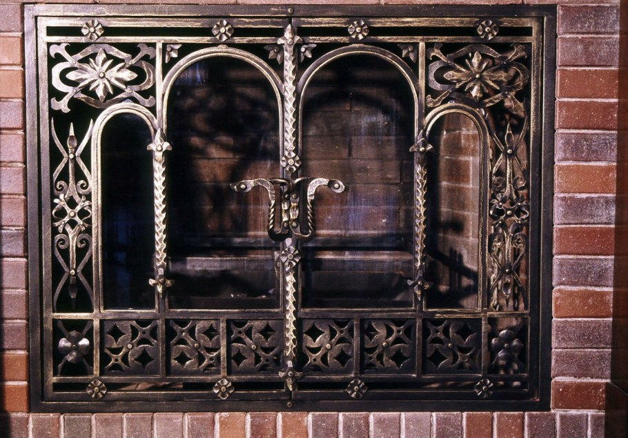 Собор Парижской Богоматери стрельчатая арка