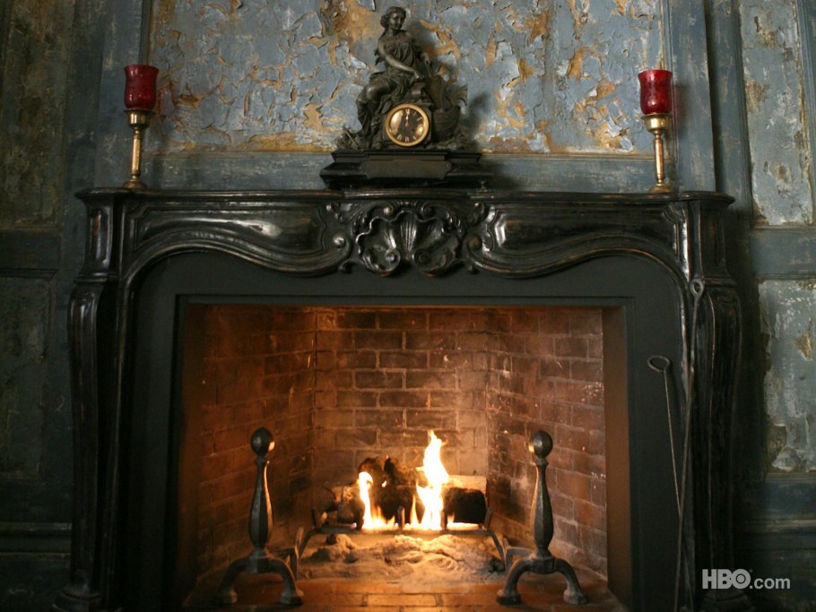 Камин Готика