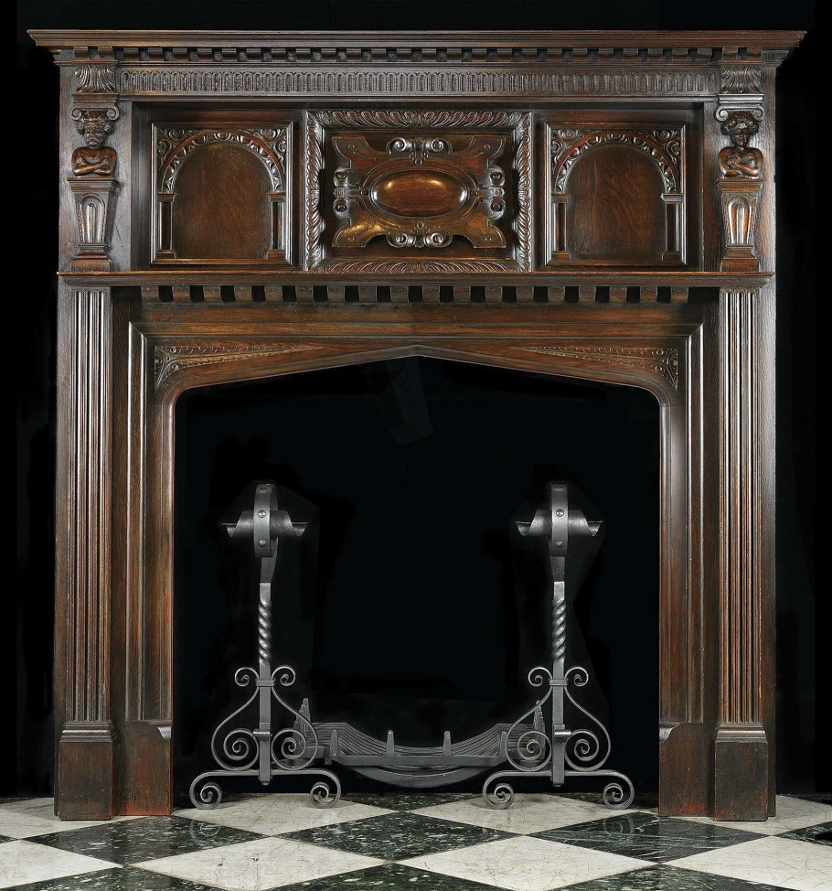 Камин в стиле Готика