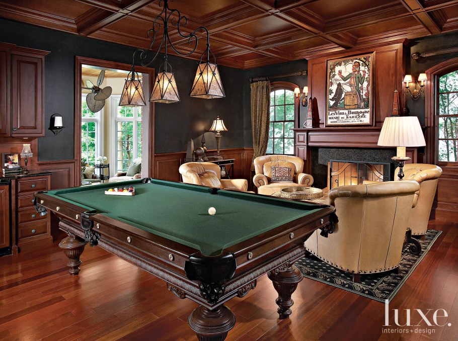 Интерьер бильярдной