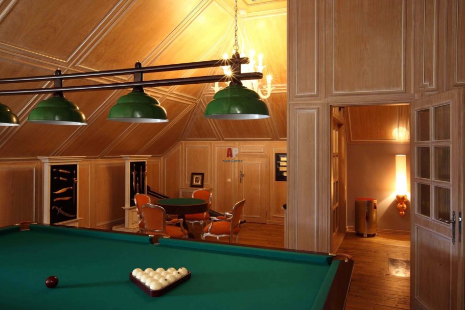 Бильярдная комната