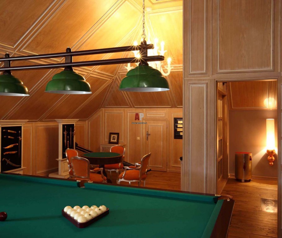 Бильярдная комната в современном стиле