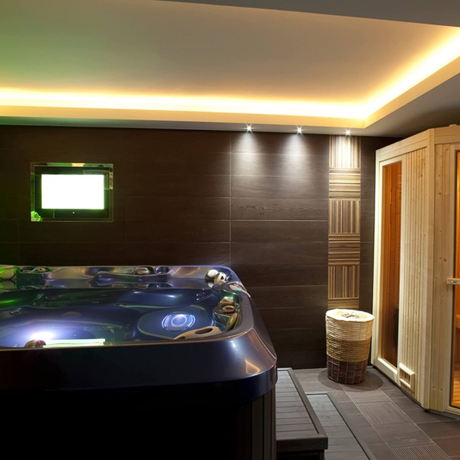 Дом с подземной сауной