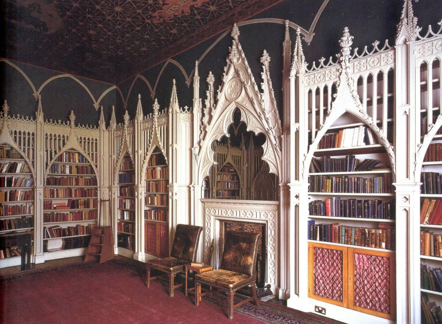 Кровать Gothic Style Bed