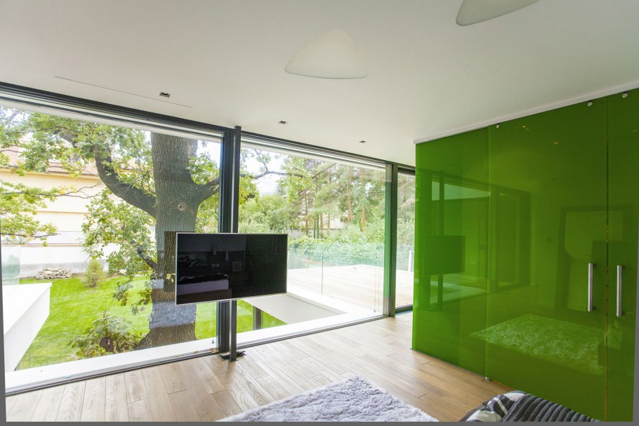 Стеклянные конструкции в интерьере